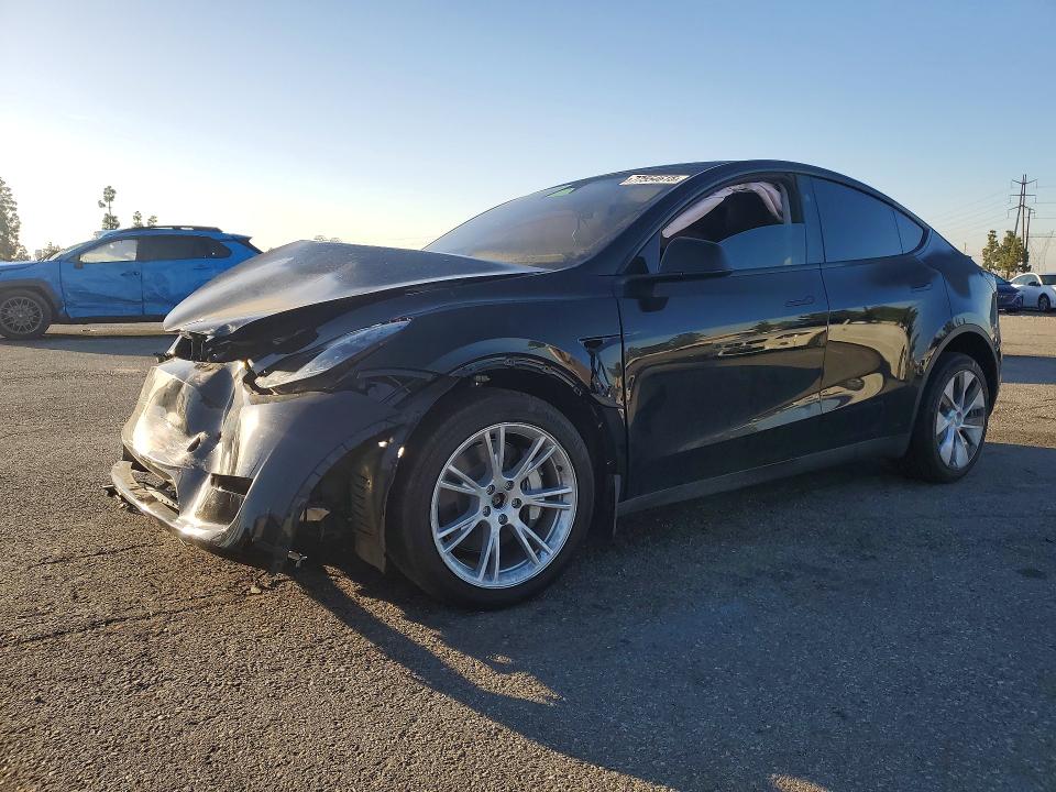 2024 Tesla Model Y მანქანა იყიდება აუქციონზე, vin: 7SAYGDEE9RF056899, აუქციონის ნომერი: 77554615