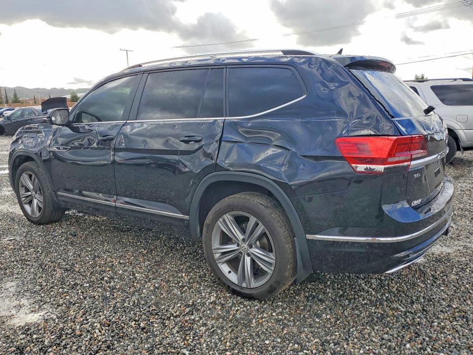 77921965 :رقم المزاد ، 1V2RR2CA7JC527416 vin ، 2018 Volkswagen Atlas مزاد بيع