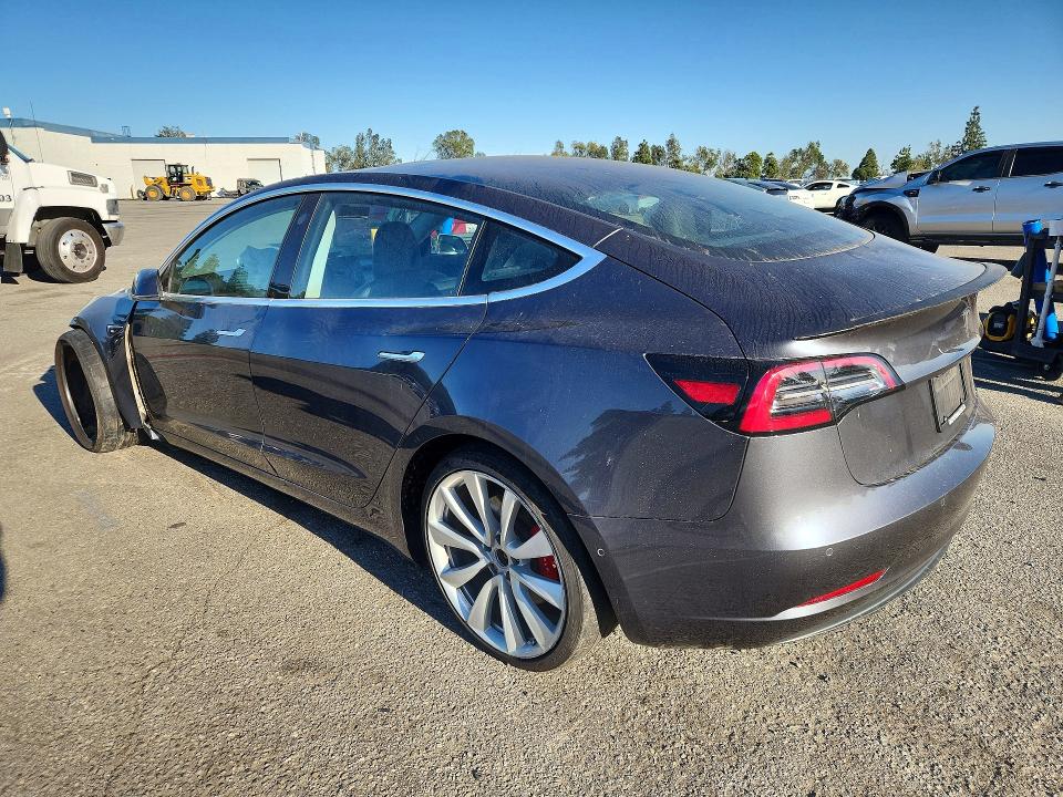 Продаж на аукціоні авто 2018 Tesla Model 3, vin: 5YJ3E1EB4JF083112, номер лоту: 74879535