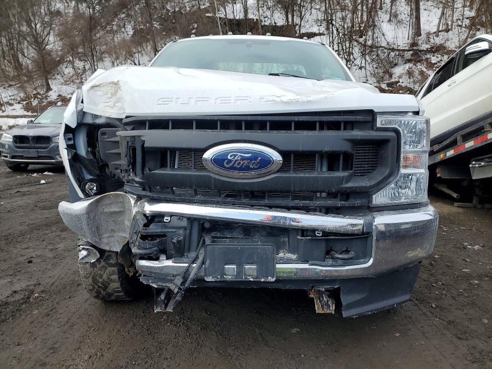 77372375 :رقم المزاد ، 1FTRF3BN3MED54104 vin ، 2021 Ford F350 مزاد بيع