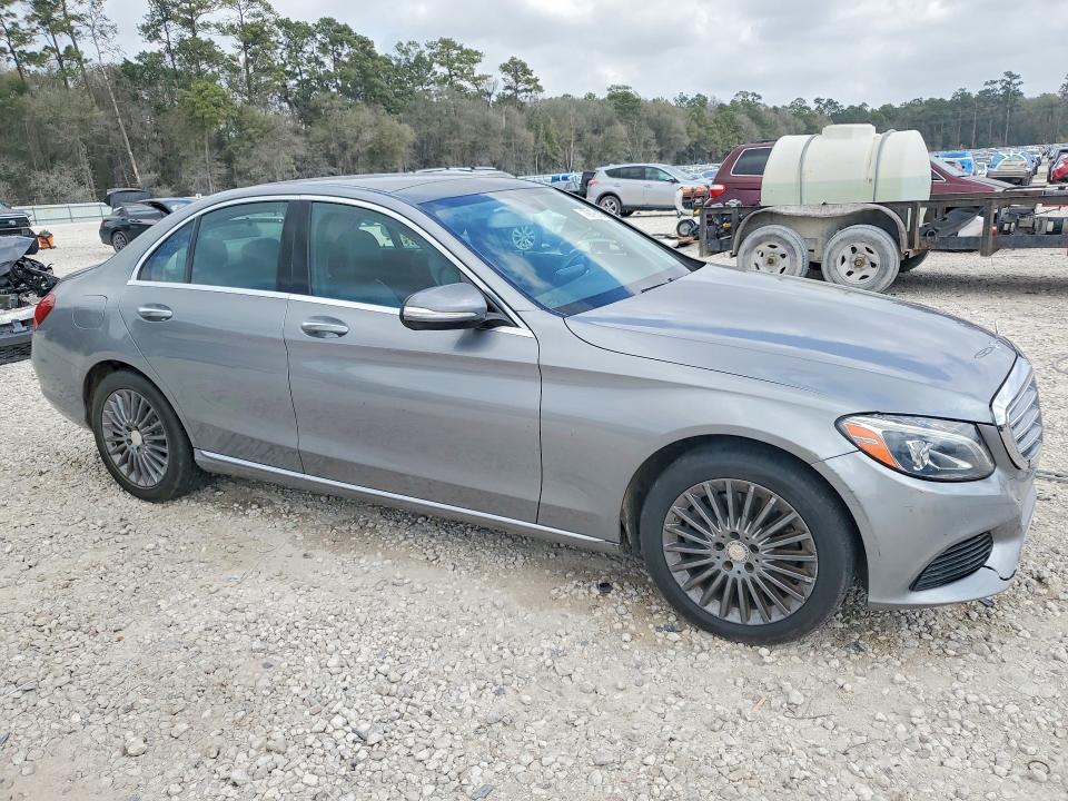 Продажа на аукционе авто 2015 Mercedes-benz C, vin: 55SWF4KB0FU015797, номер лота: 79193405