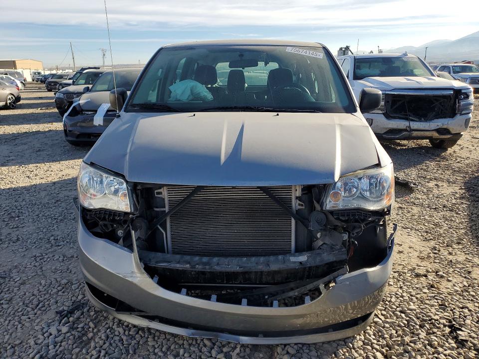 2016 Dodge Grand Caravan მანქანა იყიდება აუქციონზე, vin: 2C4RDGBG7GR124135, აუქციონის ნომერი: 75674145