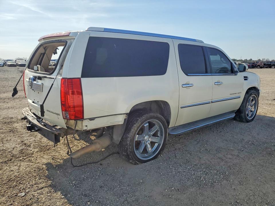 Продаж на аукціоні авто 2008 Cadillac Escalade, vin: 1GYFK668X8R116716, номер лоту: 77509695