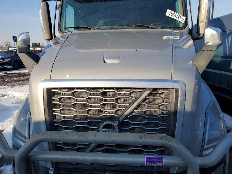 Продажа на аукционе авто 2019 Volv Vn, vin: 4V4NC9EJ2KN197735, номер лота: 76247415