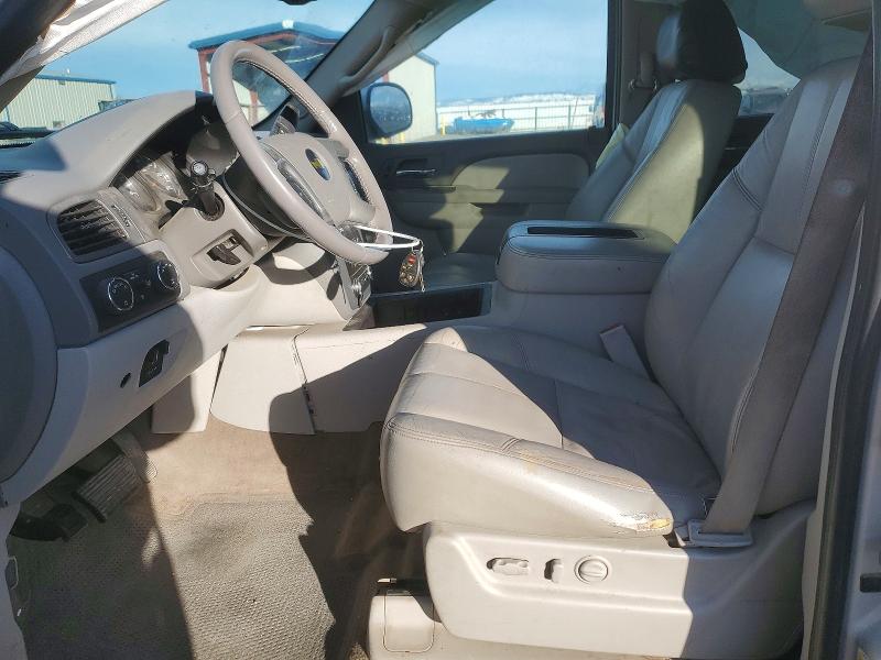 Продажа на аукционе авто 2011 Chevrolet Suburban, vin: 1GNSKJE32BR131061, номер лота: 77754665
