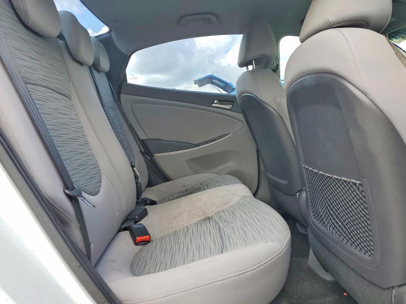 79046925 :رقم المزاد ، KMHCT4AE2HU334665 vin ، 2017 Hyundai Accent مزاد بيع