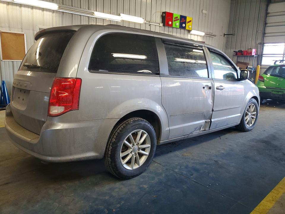 76914155 :رقم المزاد ، 2C4RDGCG2FR509325 vin ، 2015 Dodge Grand Caravan مزاد بيع
