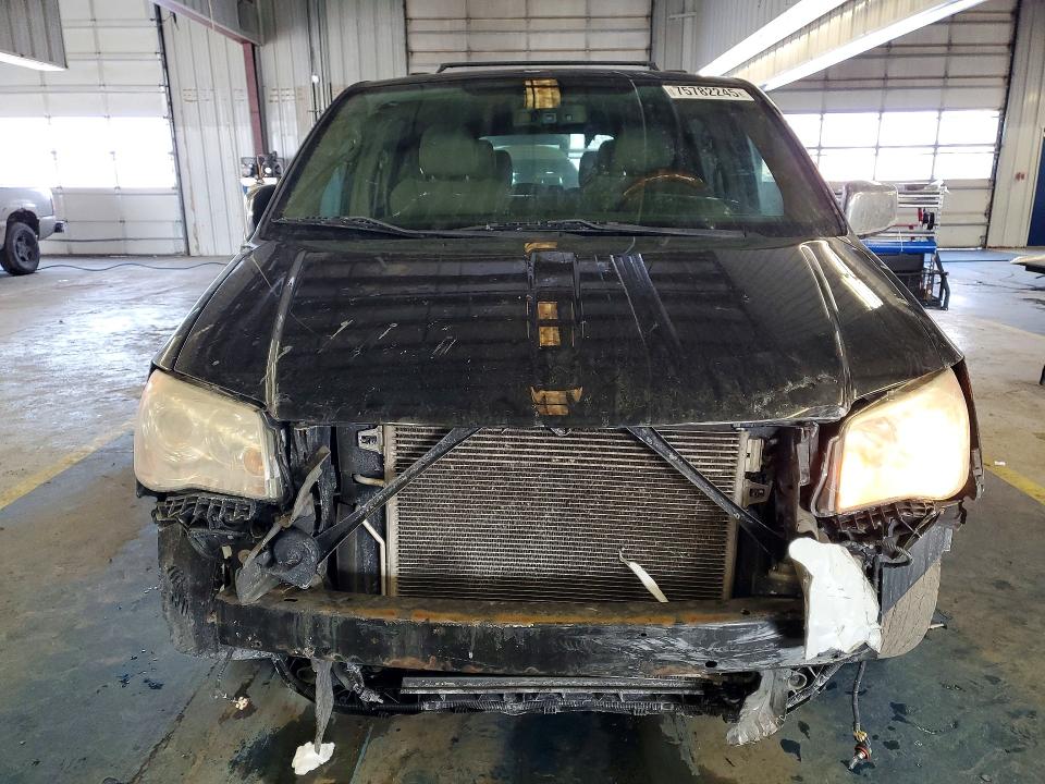 2013 Chrysler Town & Country მანქანა იყიდება აუქციონზე, vin: 2C4RC1GG5DR589646, აუქციონის ნომერი: 75782245