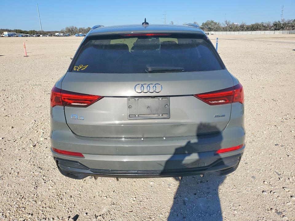 Aukcja sprzedaży 2021 Audi Q3, vin: WA1DECF34M1148121, numer aukcji: 77398575