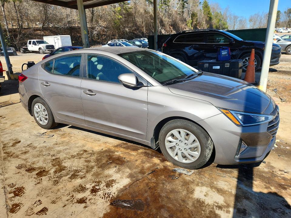 2020 Hyundai Elantra მანქანა იყიდება აუქციონზე, vin: KMHD74LF1LU105532, აუქციონის ნომერი: 97930595