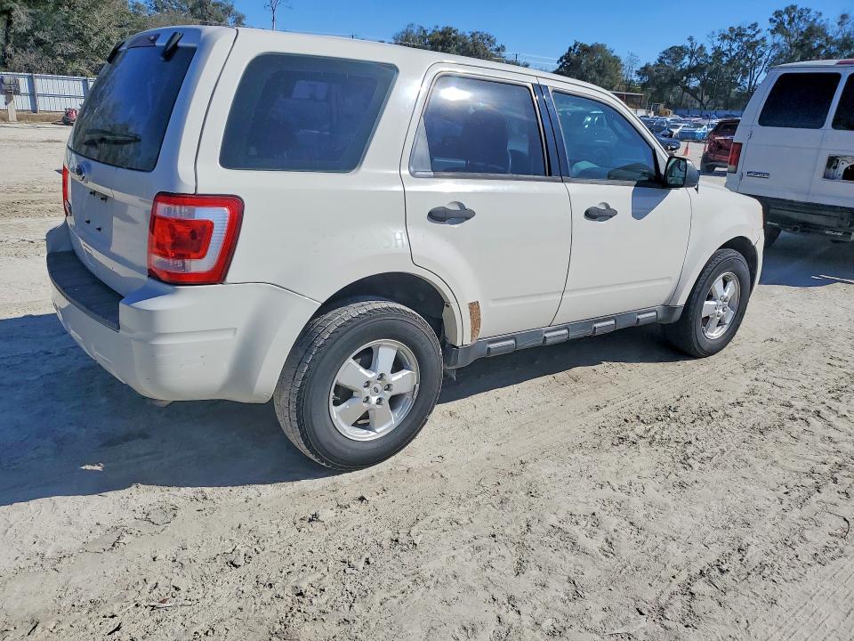 Aukcja sprzedaży 2011 Ford Escape, vin: 1FMCU0C71BKB82529, numer aukcji: 76056615