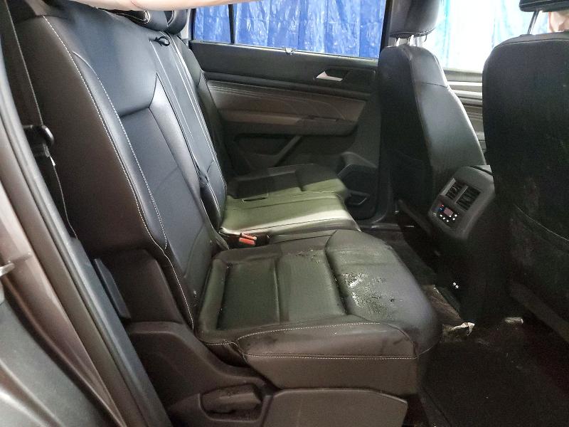 76438075 :رقم المزاد ، 1V2HR2CAXMC586640 vin ، 2021 Volkswagen Atlas مزاد بيع