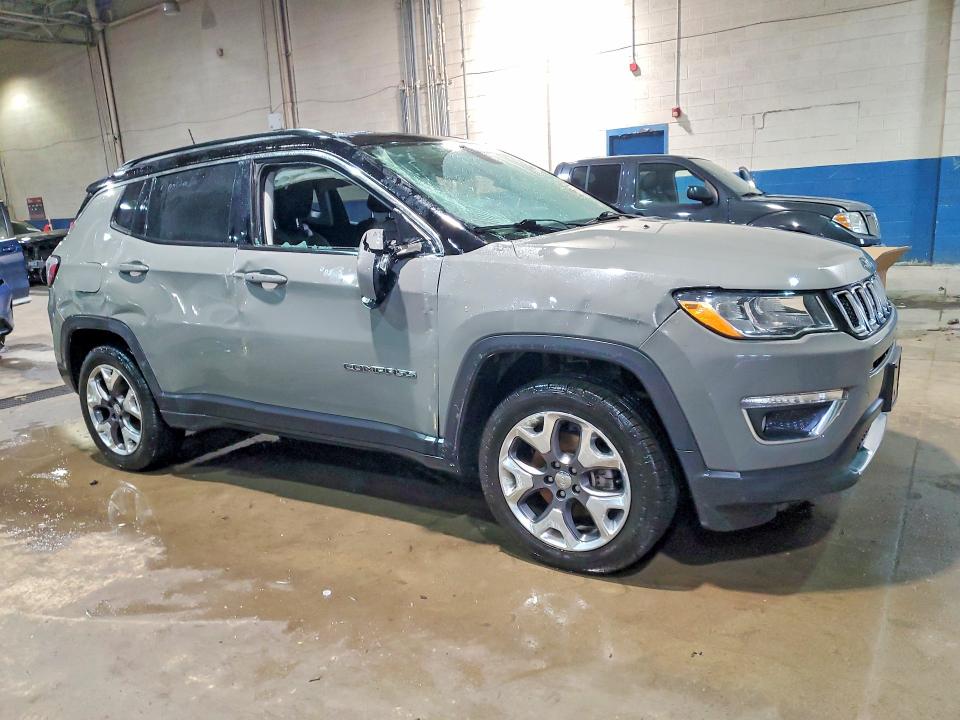 77967635 :رقم المزاد ، 3C4NJDCB4LT119152 vin ، 2020 Jeep Compass مزاد بيع
