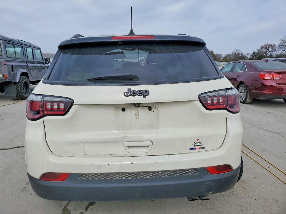 78852555 :رقم المزاد ، 3C4NJCBB8LT169726 vin ، 2020 Jeep Compass مزاد بيع