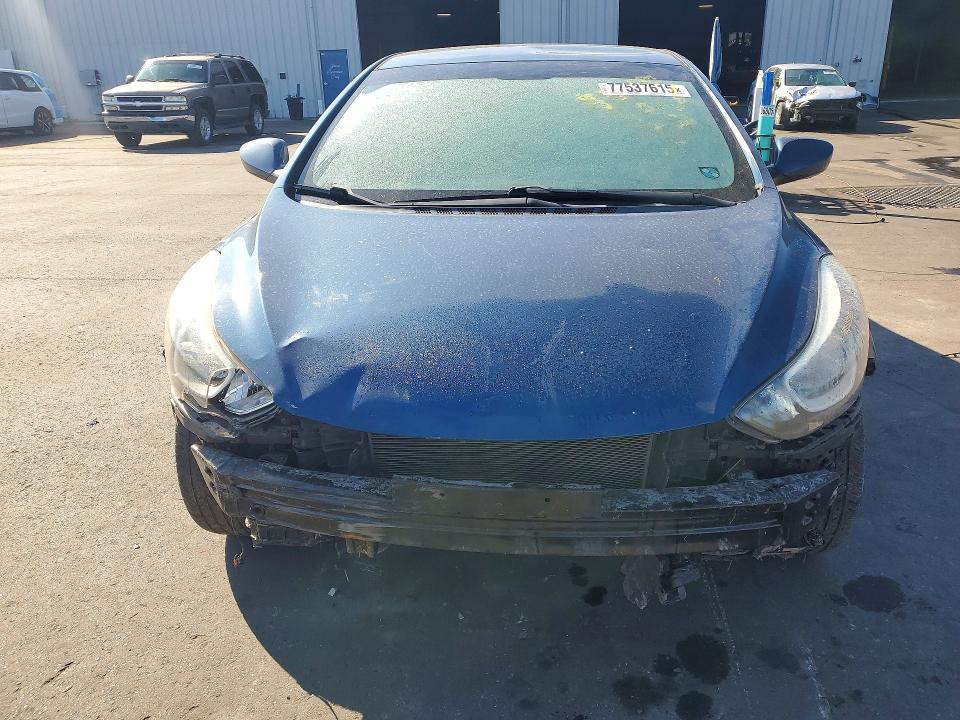 Продаж на аукціоні авто 2015 Hyundai Elantra, vin: KMHDH4AE8FU320904, номер лоту: 77537615