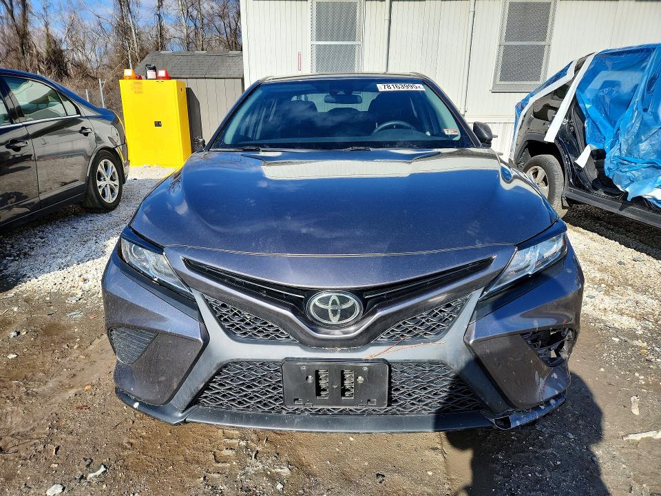 78163995 :رقم المزاد ، 4T1B11HK6KU829079 vin ، 2019 Toyota Camry مزاد بيع