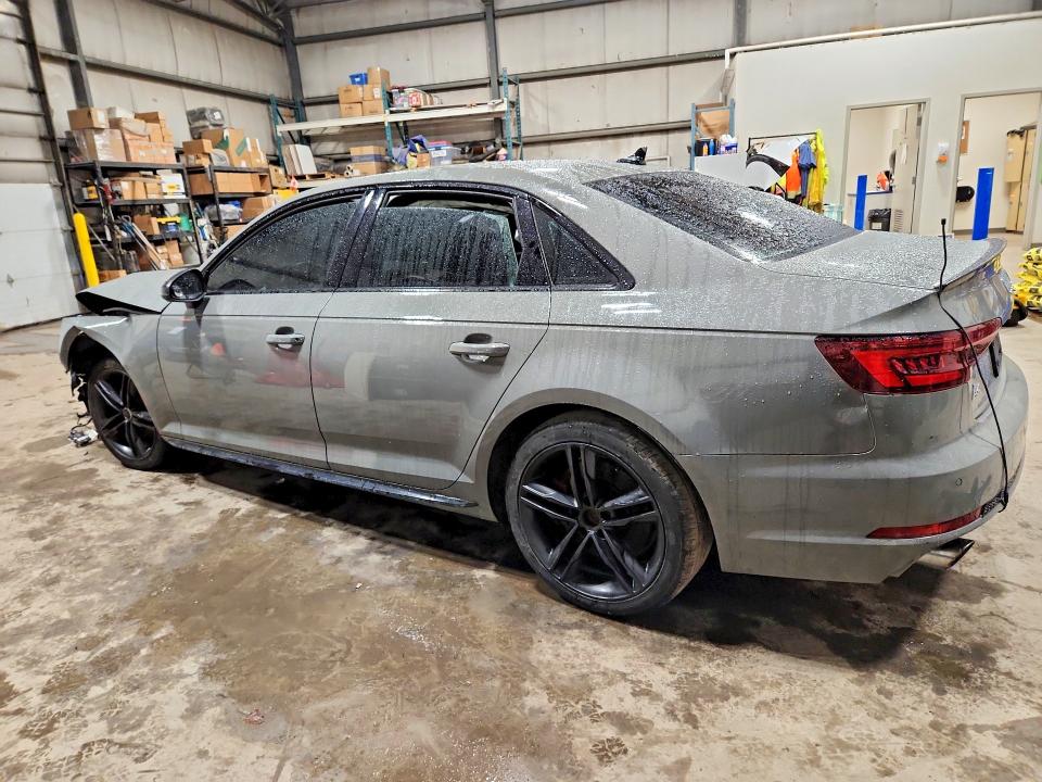 2018 Audi A4 მანქანა იყიდება აუქციონზე, vin: WAUFNAF43JA141035, აუქციონის ნომერი: 75890335