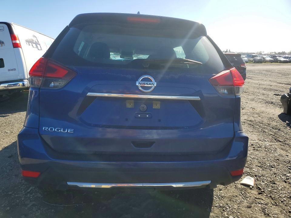 Продаж на аукціоні авто 2017 Nissan Rogue, vin: KNMAT2MT3HP584330, номер лоту: 76257825