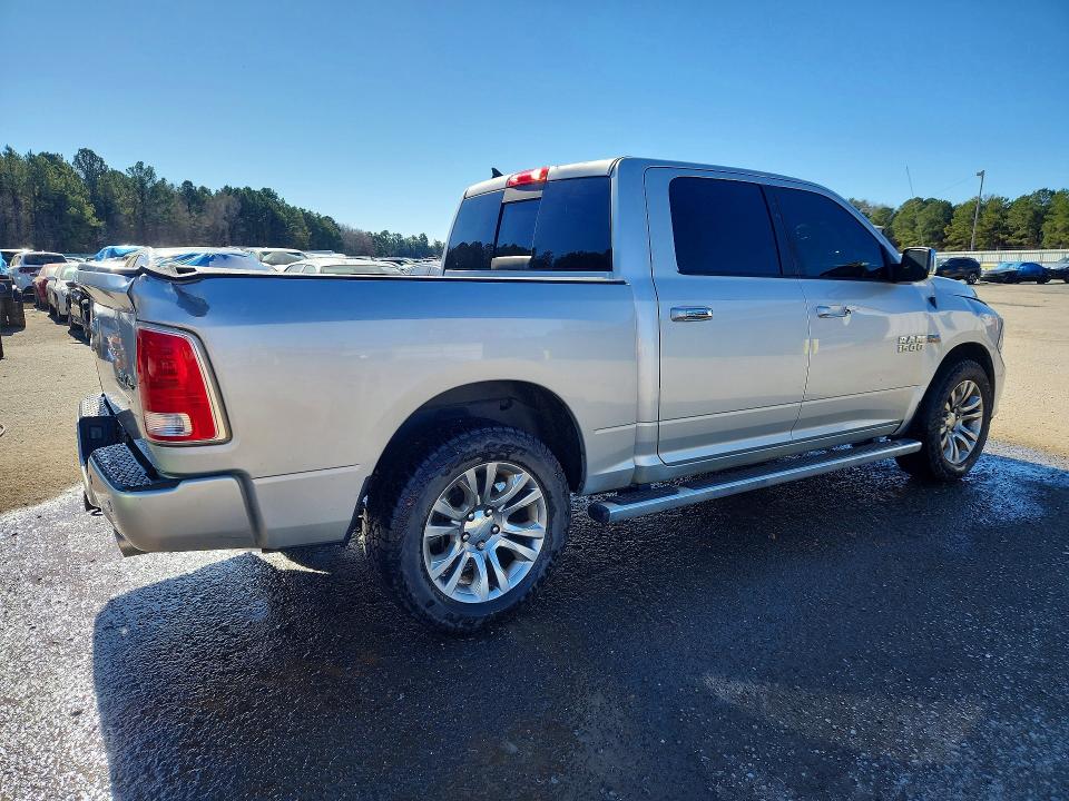 76389395 :رقم المزاد ، 1C6RR7PT9FS700402 vin ، 2015 Ram 1500 مزاد بيع