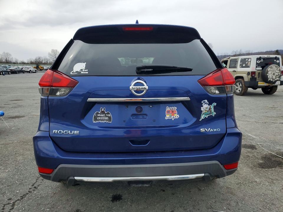 2017 Nissan Rogue მანქანა იყიდება აუქციონზე, vin: KNMAT2MV4HP590400, აუქციონის ნომერი: 79278115