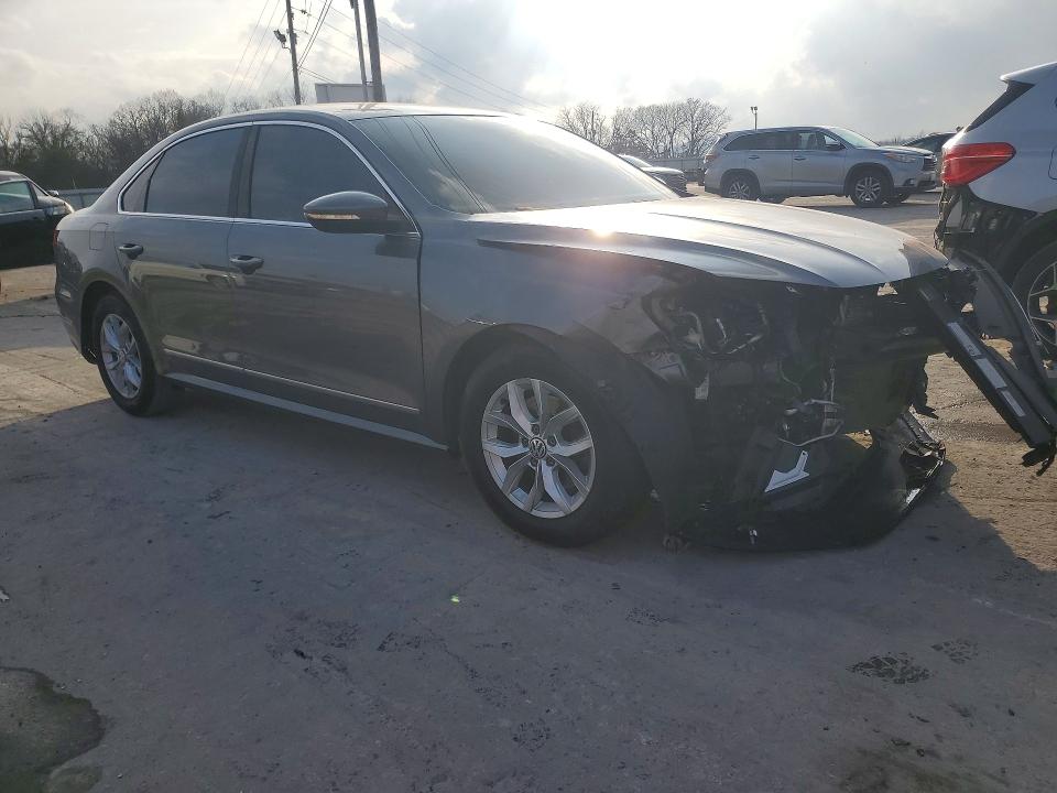 78330115 :رقم المزاد ، 1VWAT7A34GC036275 vin ، 2016 Volkswagen Passat مزاد بيع