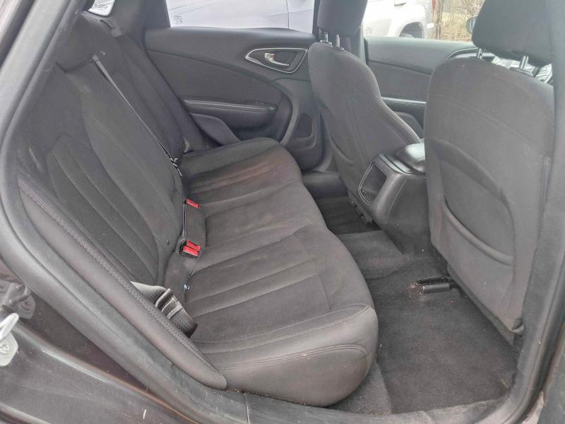 79636945 :رقم المزاد ، 1C3CCCABXFN561781 vin ، 2015 Chrysler 200 مزاد بيع