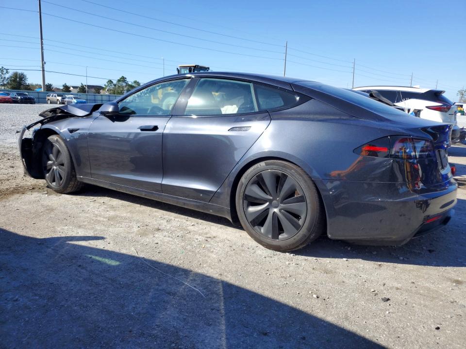 76738185 :رقم المزاد ، 5YJSA1E5XSF551377 vin ، 2025 Tesla Model S مزاد بيع