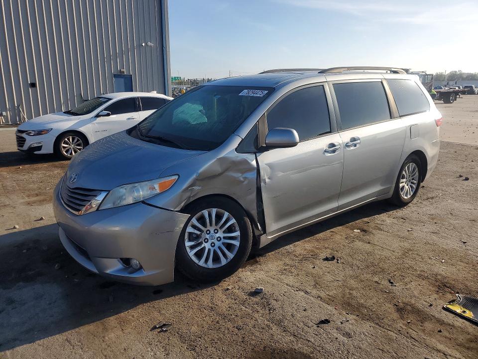 Продаж на аукціоні авто 2015 Toyota Sienna, vin: 5TDYK3DCXFS532445, номер лоту: 78294475