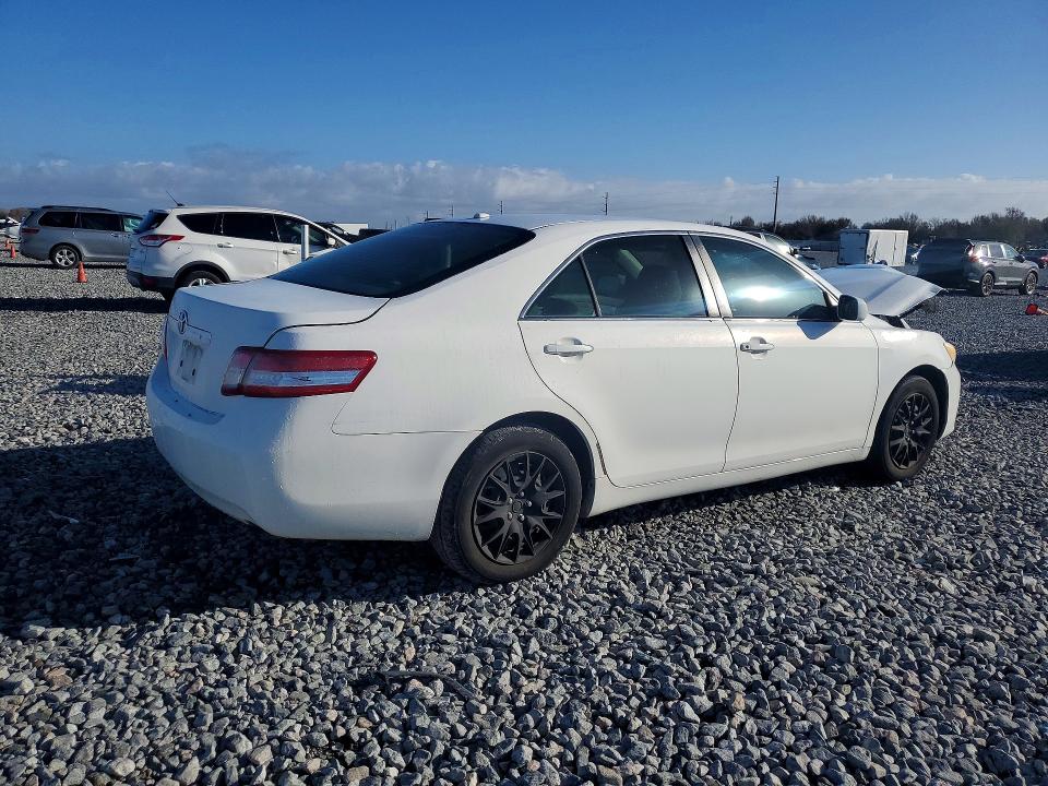 Aukcja sprzedaży 2011 Toyota Camry, vin: 4T1BF3EK7BU665911, numer aukcji: 77703055