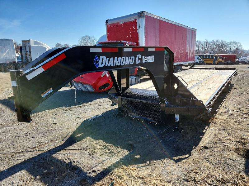 2022 Diamond C Flatbed Tr მანქანა იყიდება აუქციონზე, vin: 46UFU3227N1254067, აუქციონის ნომერი: 78973175