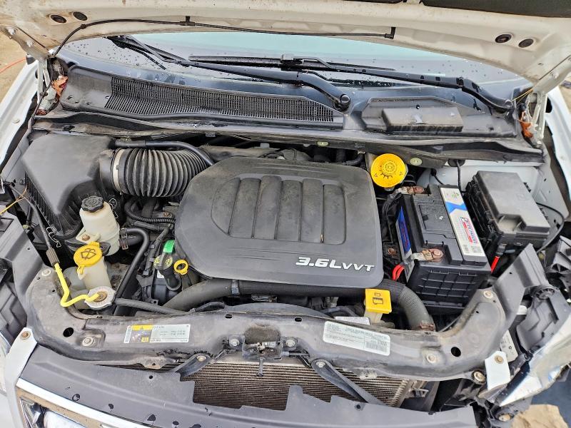 77031455 :رقم المزاد ، 2C4RC1BG4GR199181 vin ، 2016 Chrysler Town & Country مزاد بيع