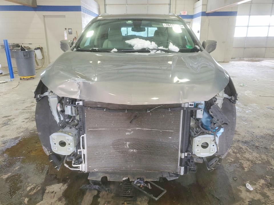 76138105 :رقم المزاد ، 5GAEVAKW3JJ135551 vin ، 2018 Buick Enclave مزاد بيع