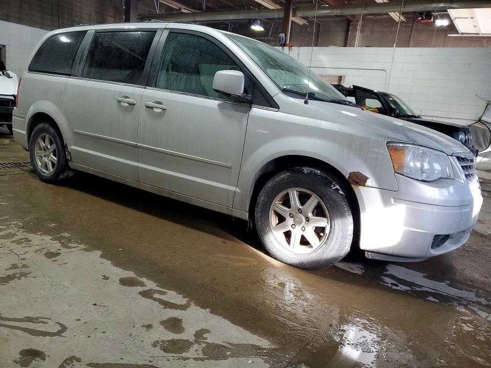 2010 Chrysler Town & Country მანქანა იყიდება აუქციონზე, vin: 2A4RR5DX9AR193414, აუქციონის ნომერი: 75839685