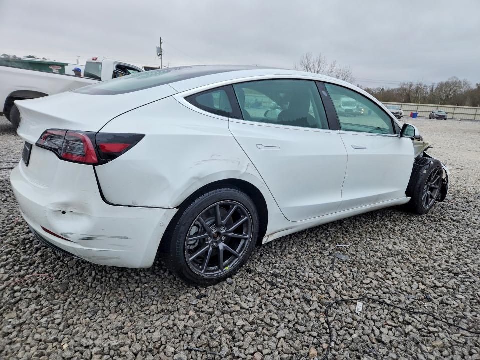 77410075 :رقم المزاد ، 5YJ3E1EA7LF645370 vin ، 2020 Tesla Model 3 مزاد بيع