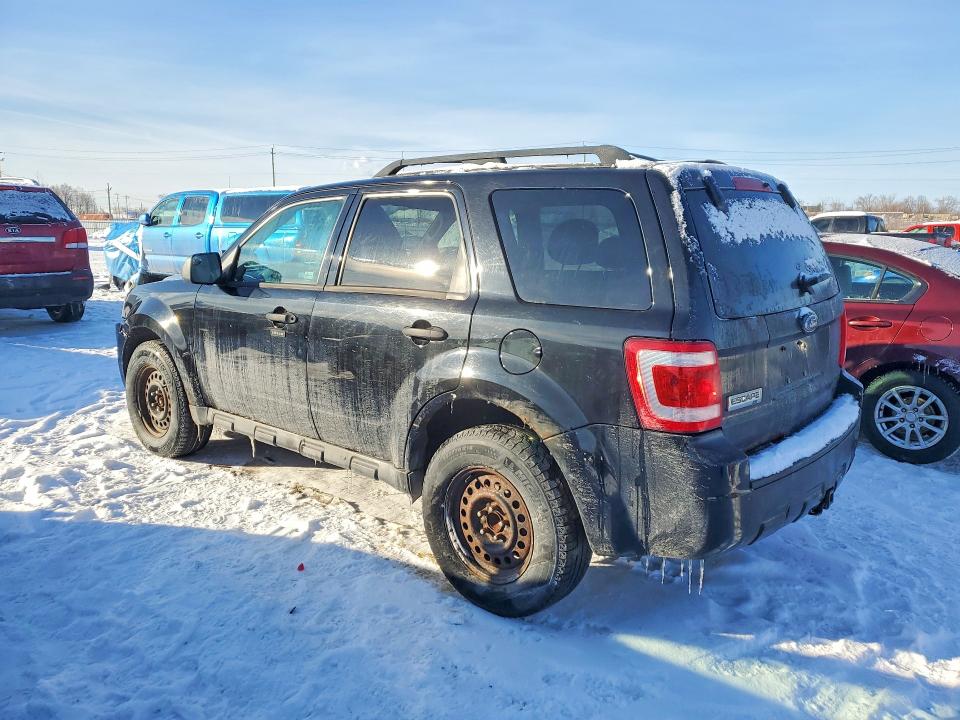 72744565 :رقم المزاد ، 1FMCU03G19KA90749 vin ، 2009 Ford Escape مزاد بيع