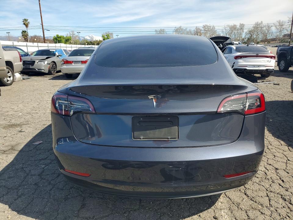 2023 Tesla Model 3 მანქანა იყიდება აუქციონზე, vin: 5YJ3E1EA5PF561201, აუქციონის ნომერი: 77625115