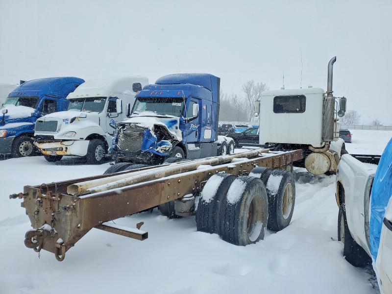 75805565 :رقم المزاد ، 1NPALR9X81D564580 vin ، 2001 Peterbilt 357 مزاد بيع