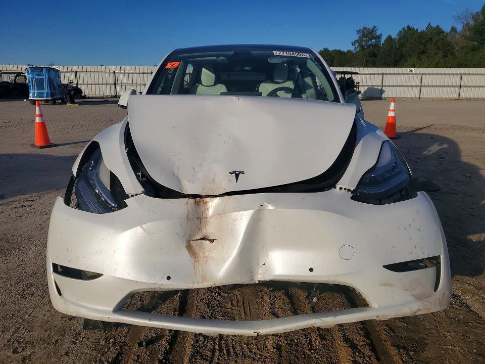 Продаж на аукціоні авто 2022 Tesla Model Y, vin: 7SAYGDEE3NF461716, номер лоту: 77104505