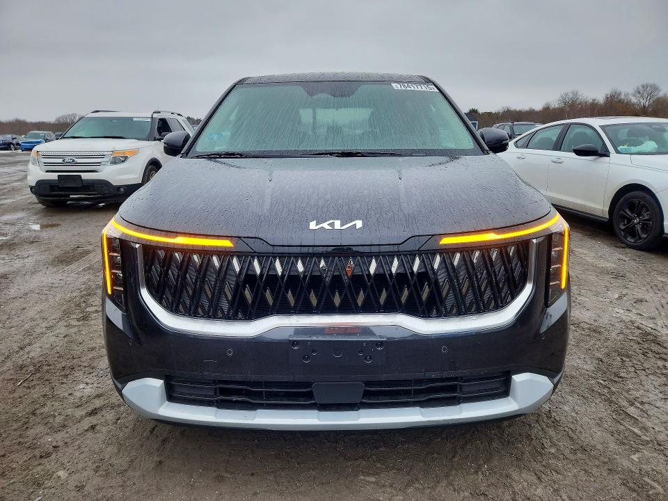 Продаж на аукціоні авто 2025 Kia Carnival, vin: KNDNB5K31S6535343, номер лоту: 78417715