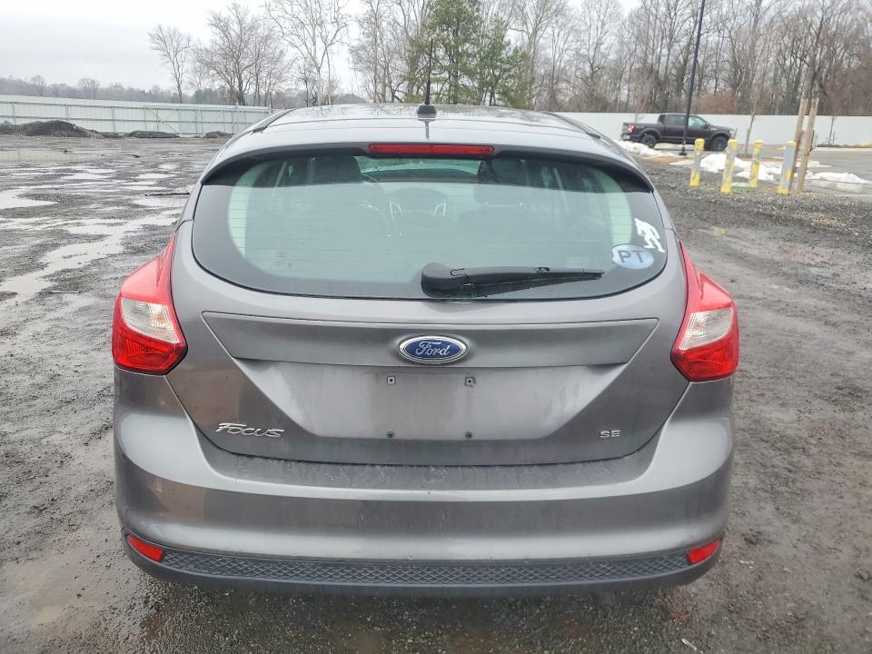 2014 Ford Focus მანქანა იყიდება აუქციონზე, vin: 1FADP3K22EL250901, აუქციონის ნომერი: 77586405