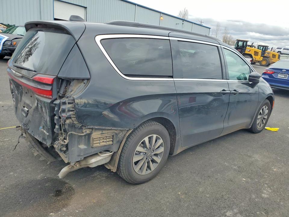 Продажа на аукционе авто 2021 Chrysler Pacifica, vin: 2C4RC1R73MR544184, номер лота: 77473625