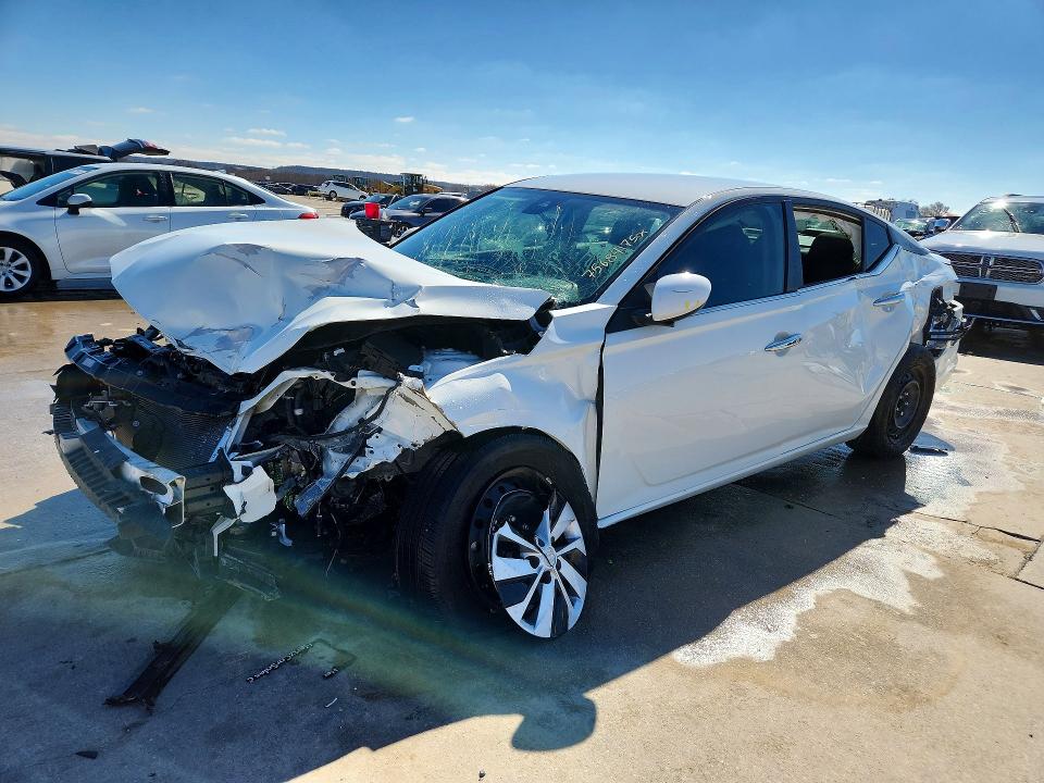 75684175 :رقم المزاد ، 1N4BL4BV9NN390886 vin ، 2022 Nissan Altima مزاد بيع