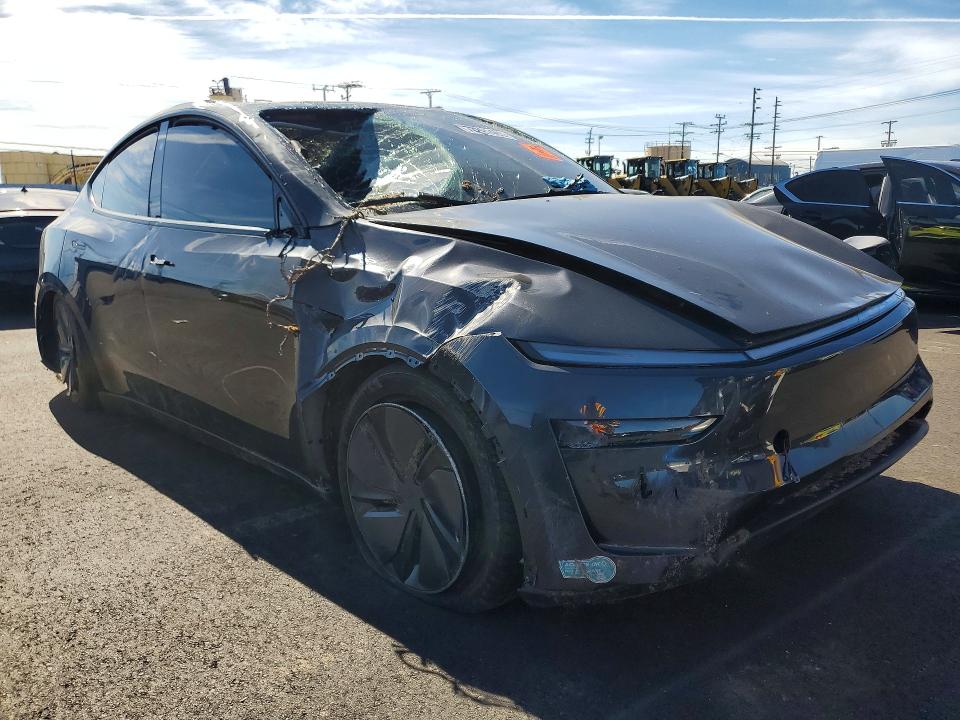 78291465 :رقم المزاد ، 7SAYGDED3TF389081 vin ، 2026 Tesla Model Y مزاد بيع
