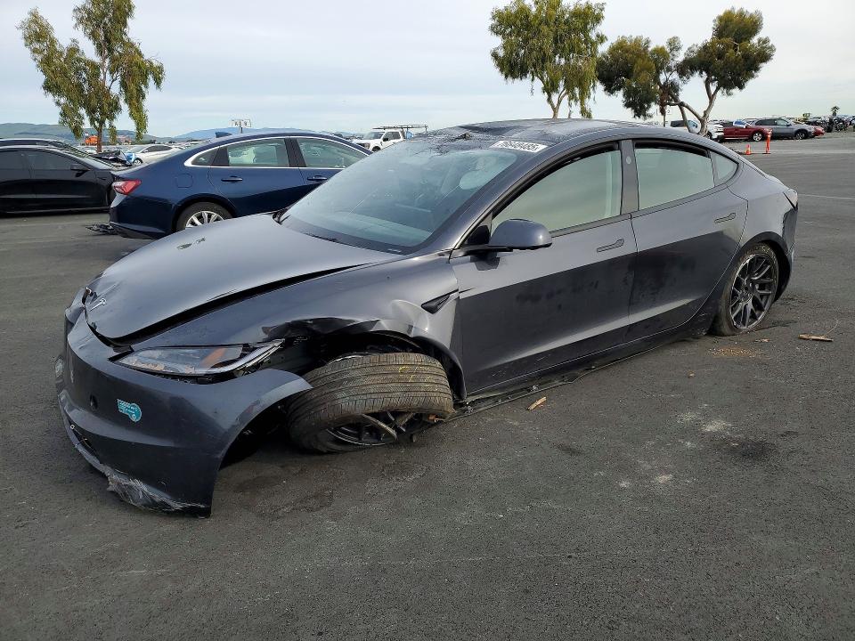 Продажа на аукционе авто 2025 Tesla Model 3, vin: 5YJ3E1EA6SF014558, номер лота: 76648485