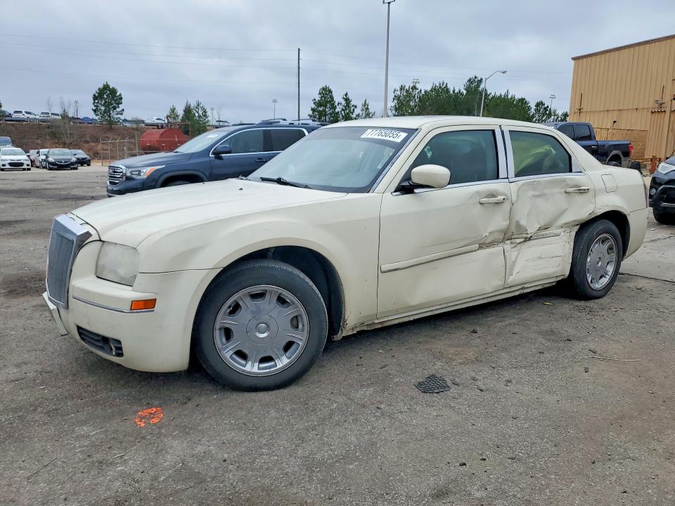 77765055 :رقم المزاد ، 2C3AA53G65H667329 vin ، 2005 Chrysler 300 مزاد بيع