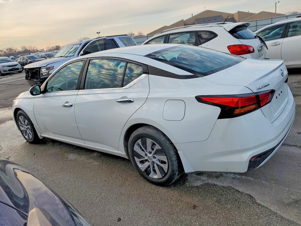 75649005 :رقم المزاد ، 1N4BL4BVXMN381905 vin ، 2021 Nissan Altima مزاد بيع