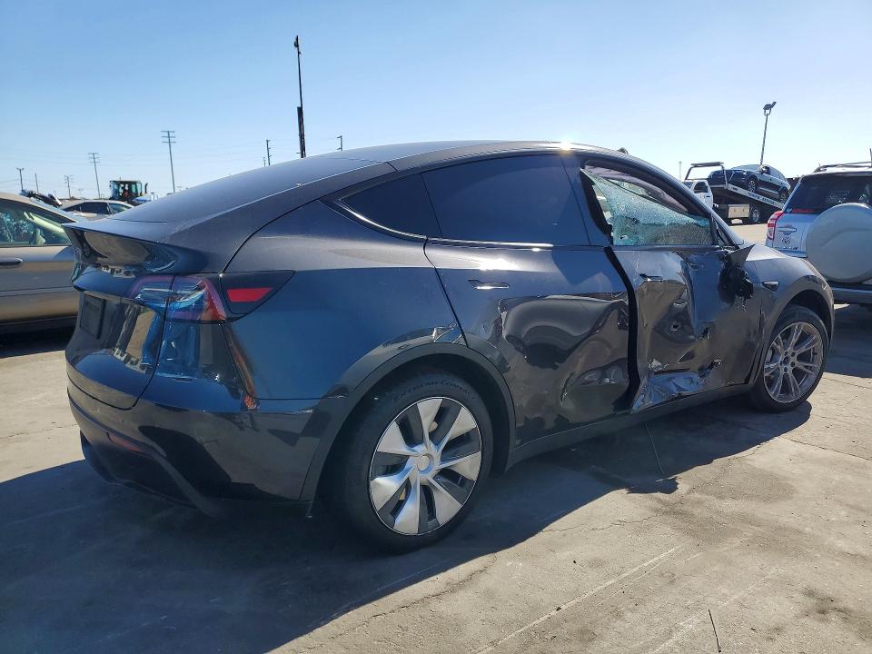Продажа на аукционе авто 2024 Tesla Model Y, vin: 7SAYGDED4RF041623, номер лота: 76159825