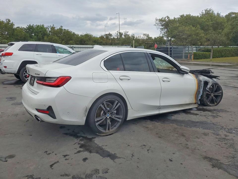 2021 Bmw 330i მანქანა იყიდება აუქციონზე, vin: 3MW5R1J06M8B66645, აუქციონის ნომერი: 76282255