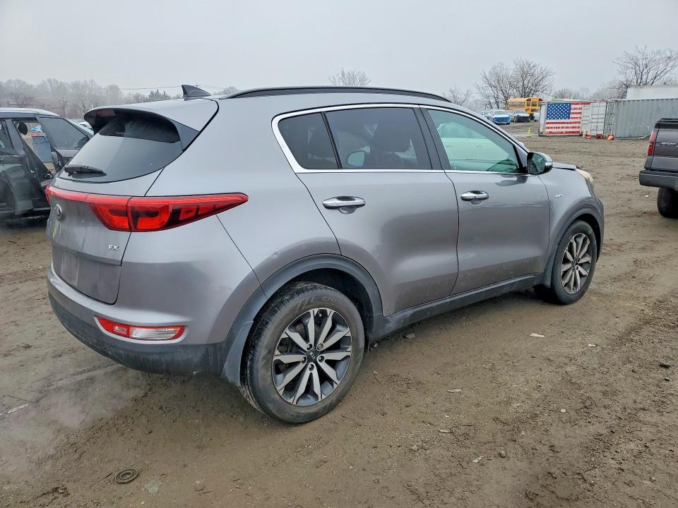 Aukcja sprzedaży 2018 Kia Sportage, vin: KNDPNCAC4J7400226, numer aukcji: 77947845