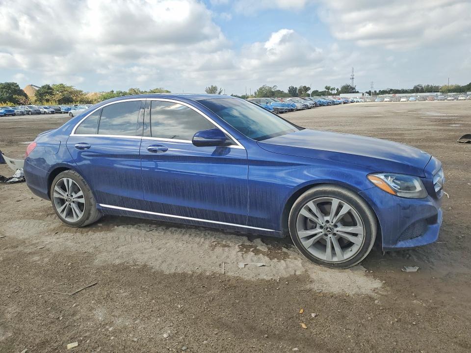 Продажа на аукционе авто 2018 Mercedes-benz C, vin: 55SWF4JB6JU266690, номер лота: 77493935